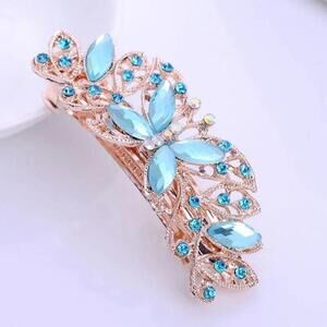 Rhinestone Butterfly Hair Clip In Light Blue
